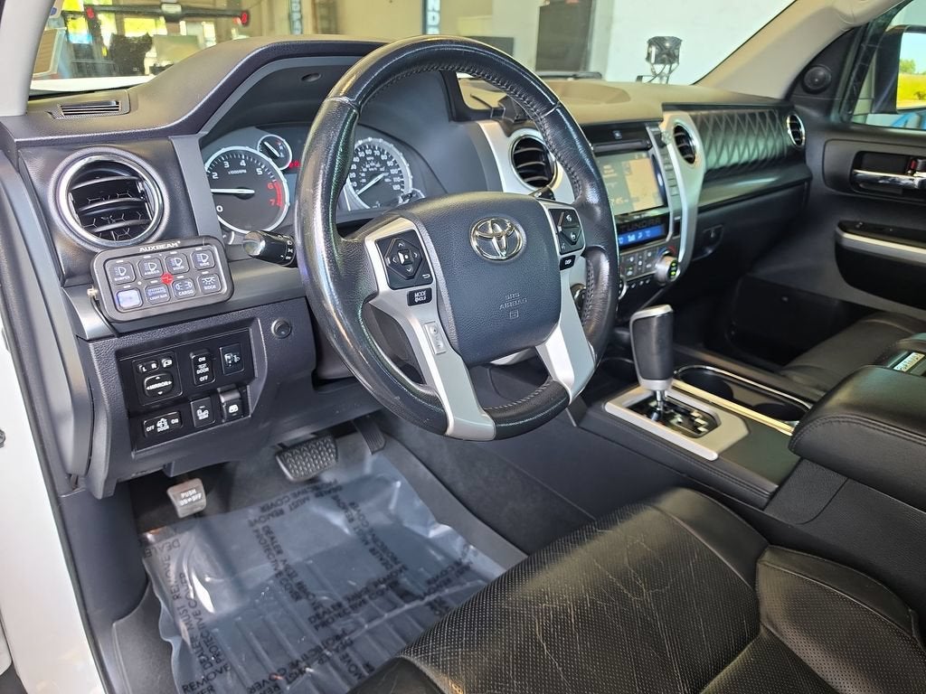 2017 Toyota Tundra Platinum 5.7L V8