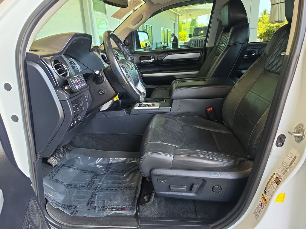 2017 Toyota Tundra Platinum 5.7L V8