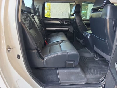 2017 Toyota Tundra Platinum 5.7L V8