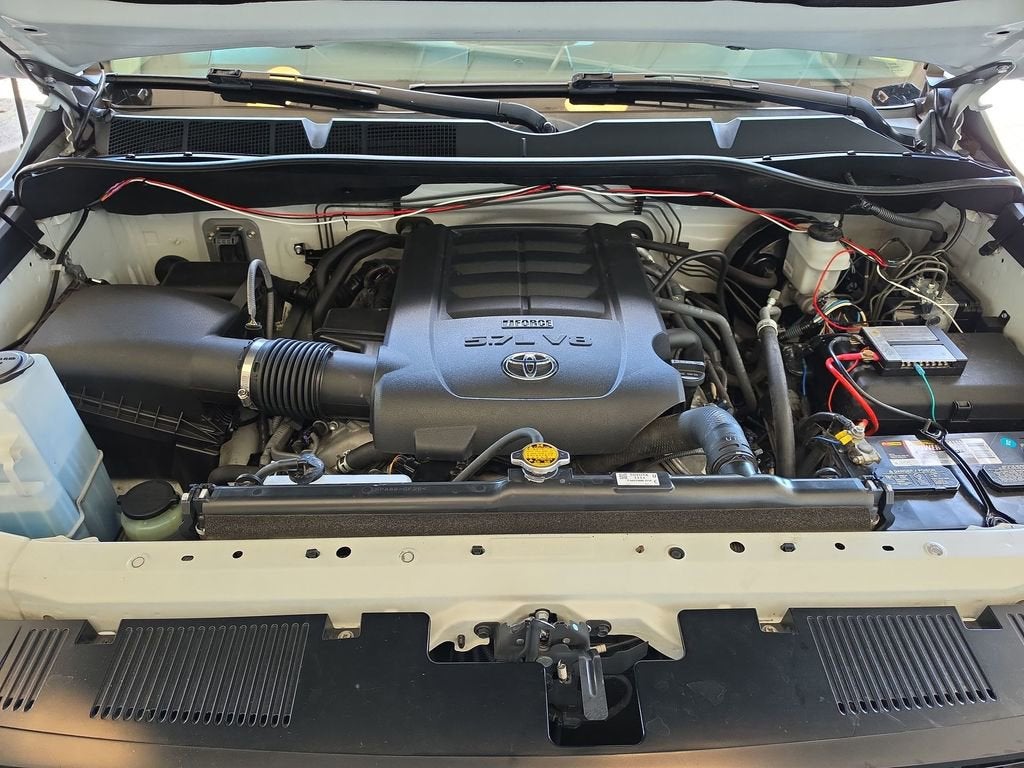 2017 Toyota Tundra Platinum 5.7L V8