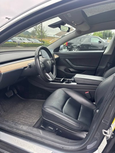2019 Tesla Model 3 Mid Range