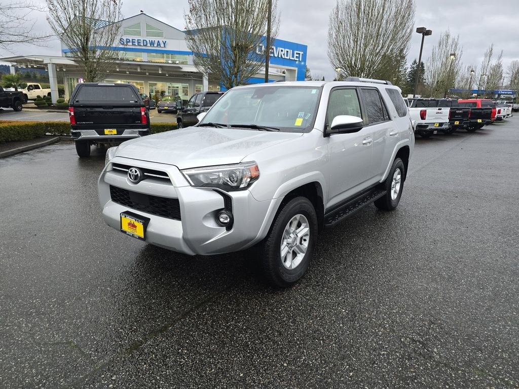 2024 Toyota 4Runner SR5