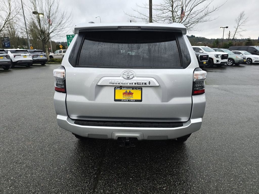 2024 Toyota 4Runner SR5