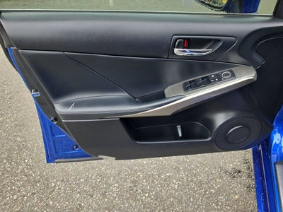2016 Lexus IS 300 NA