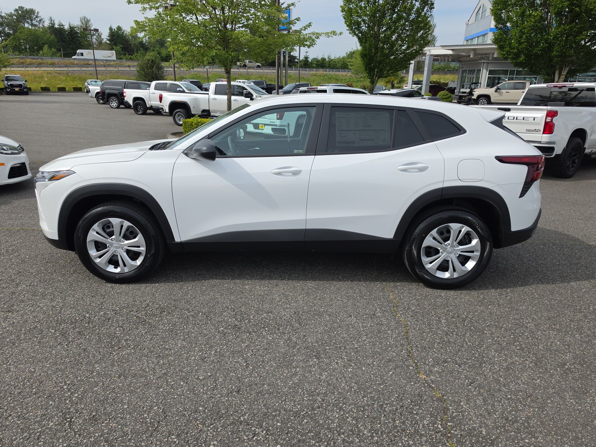 2026 Chevrolet Trax LS