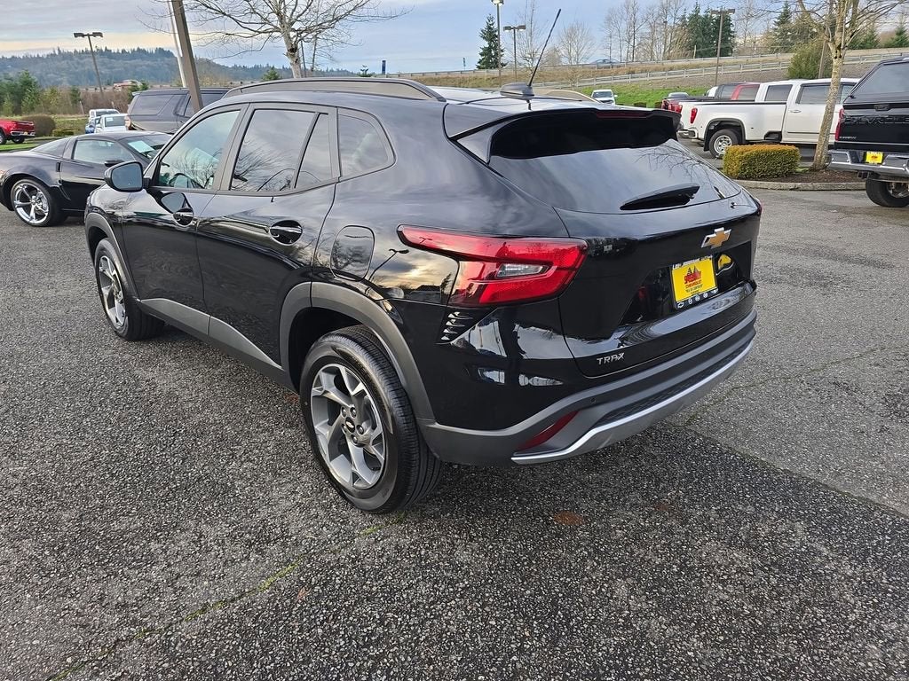 2024 Chevrolet Trax LT