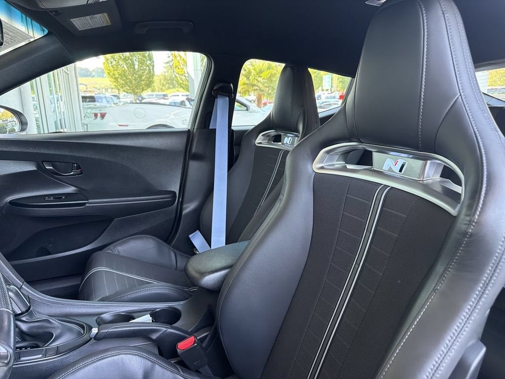 2022 Hyundai Veloster N BASE