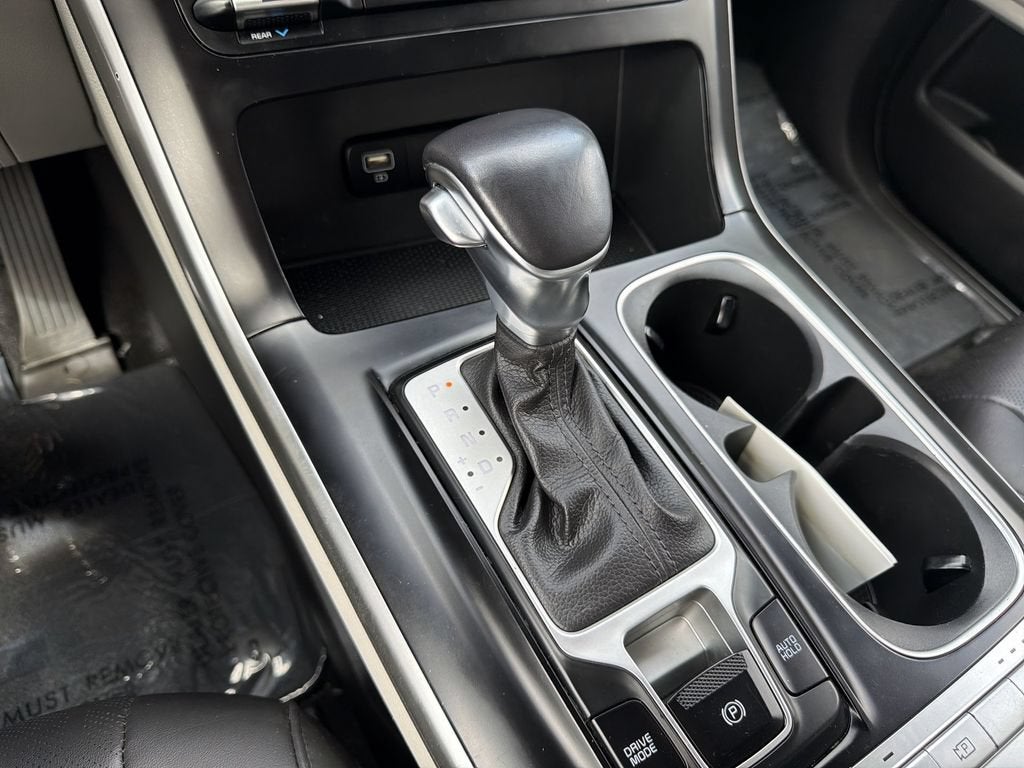 2022 Kia Carnival MPV LX Seat Package