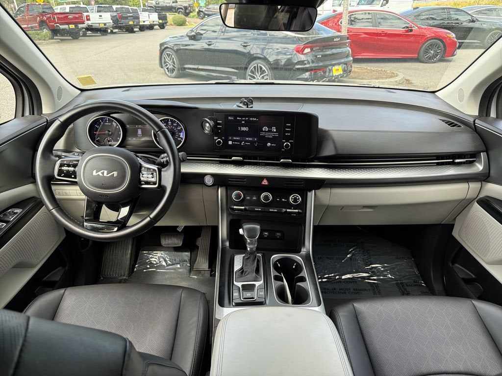 2022 Kia Carnival MPV LX Seat Package