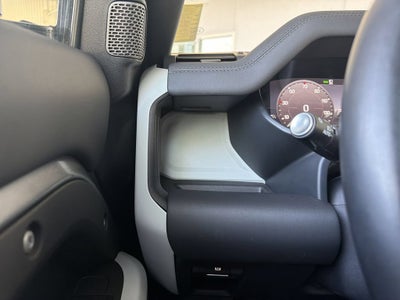 2024 Land Rover Defender 110 P300