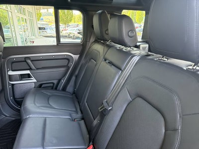 2024 Land Rover Defender 110 P300
