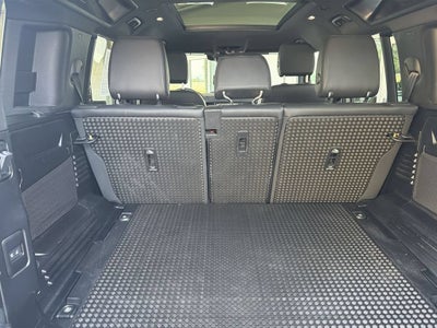 2024 Land Rover Defender 110 P300
