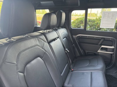 2024 Land Rover Defender 110 P300