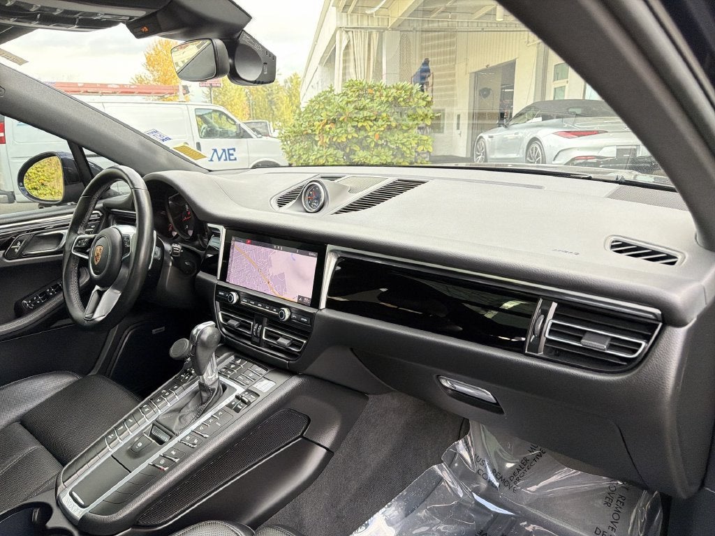 2021 Porsche Macan NA