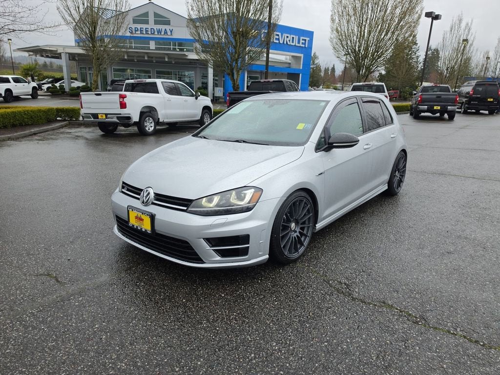 2016 Volkswagen Golf R 4-Door