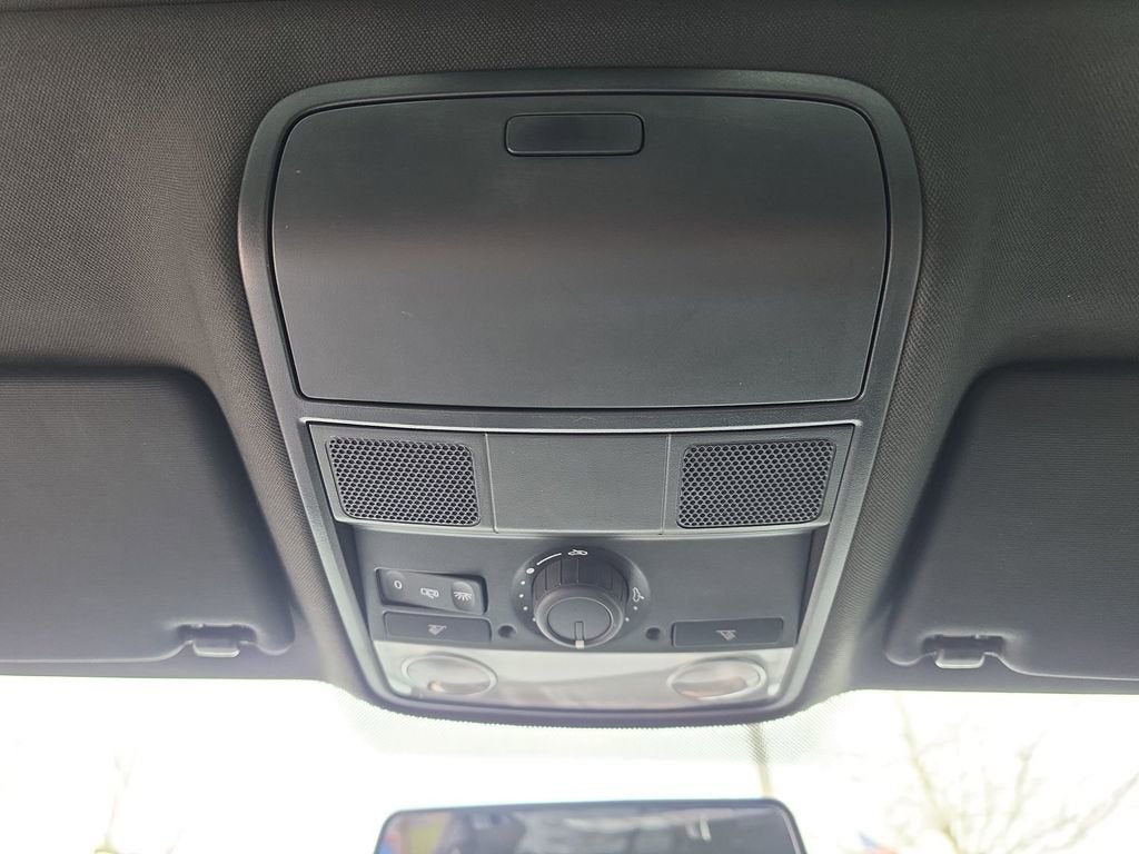 2013 Volkswagen Golf R 4MOTION