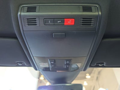 2019 Volkswagen Golf R 2.0T w/DCC & Navigation