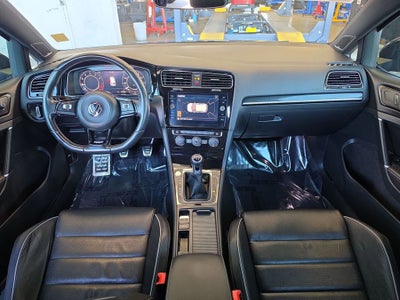 2019 Volkswagen Golf R 2.0T w/DCC & Navigation