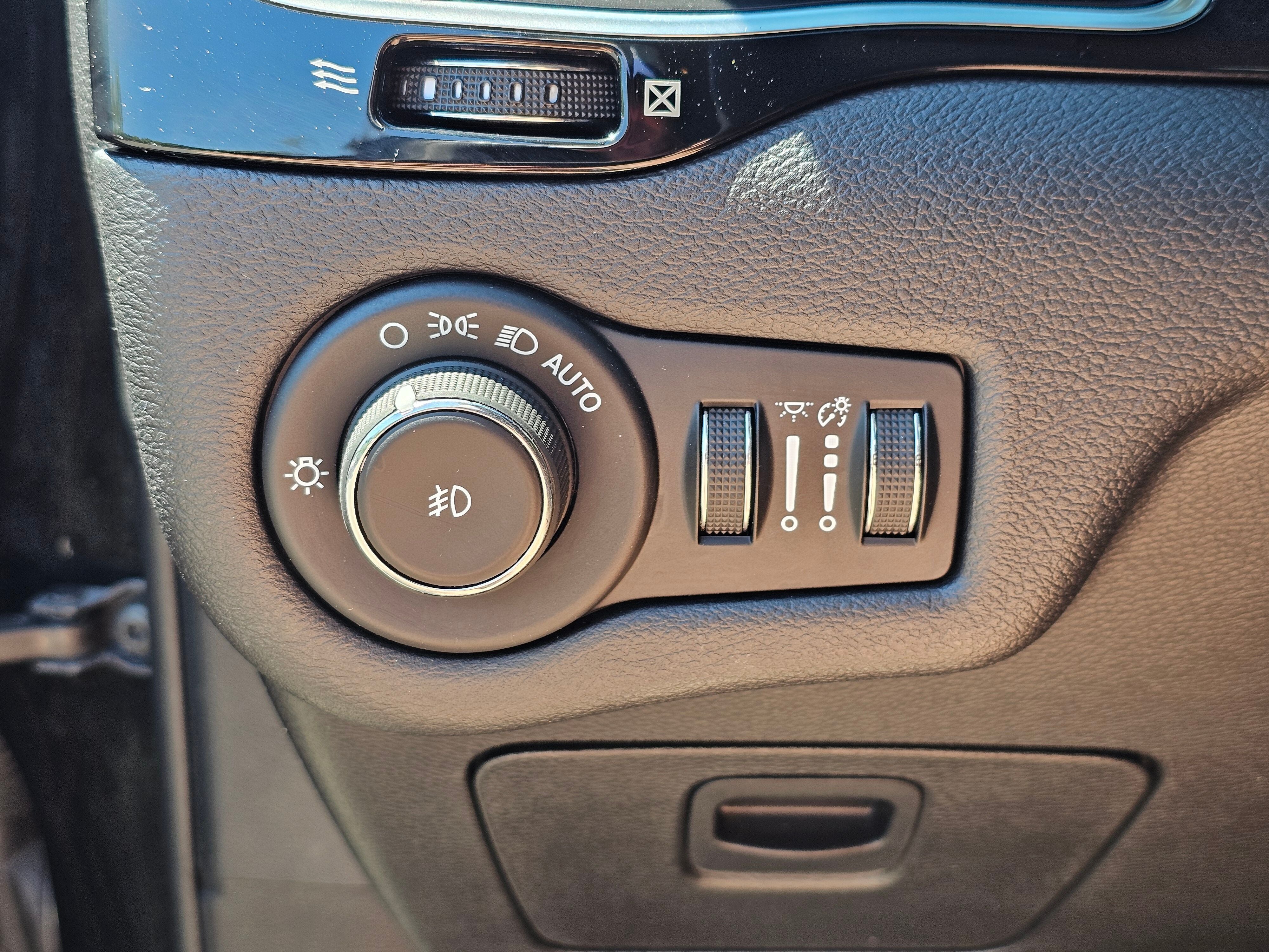 2021 Jeep Cherokee Altitude