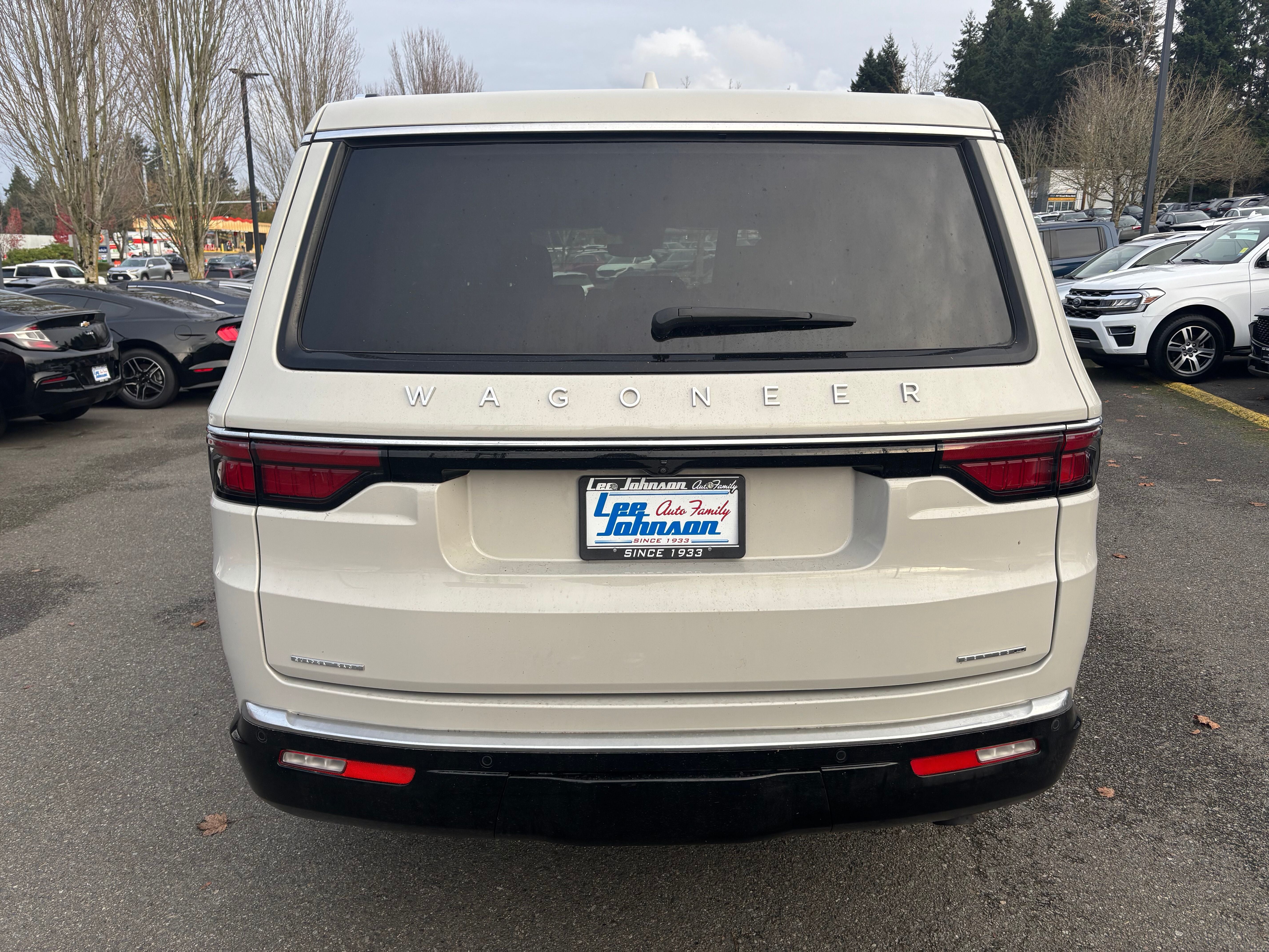 2022 Jeep Wagoneer Series III