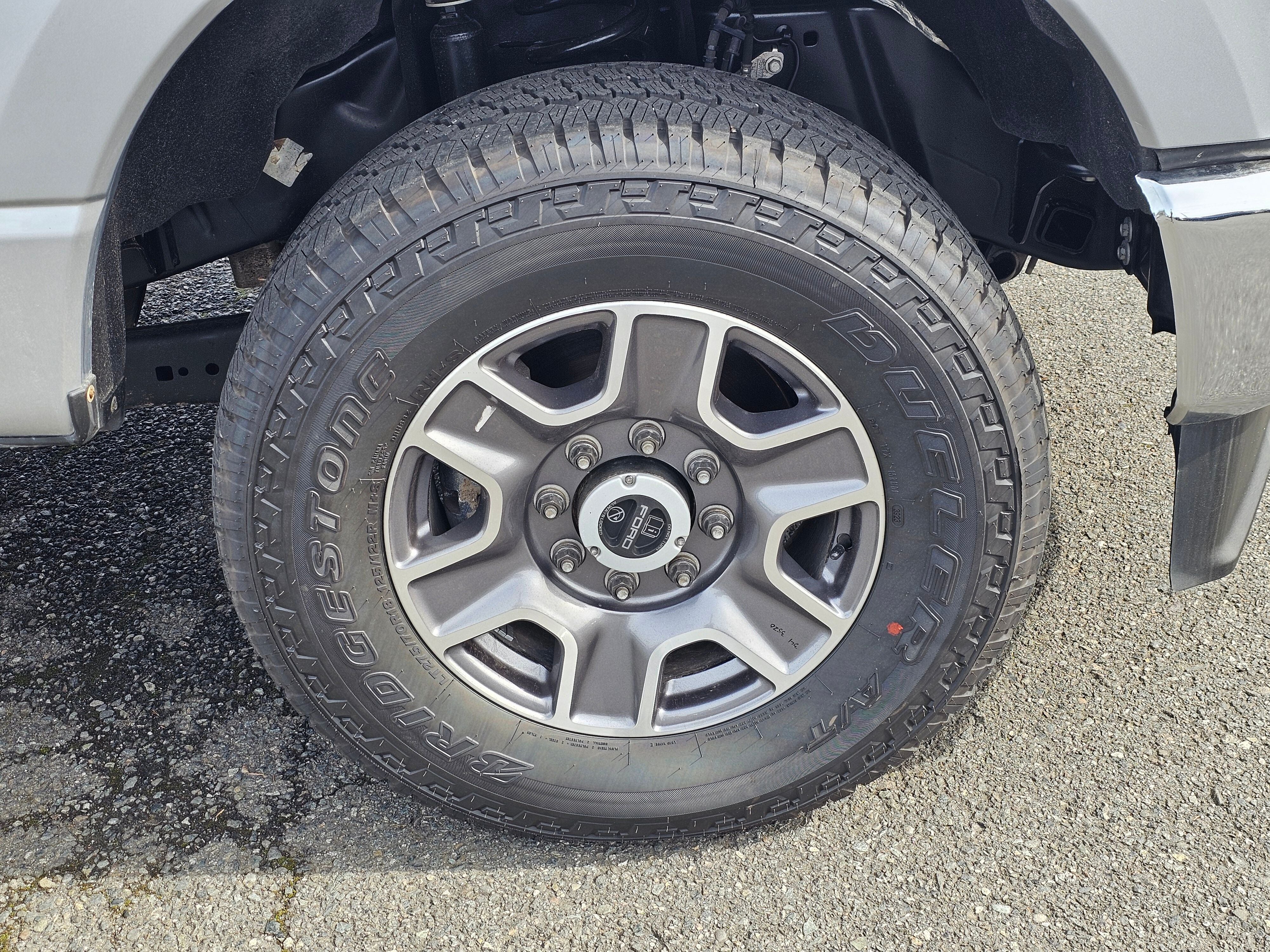 2024 Ford Super Duty F-350 SRW XL