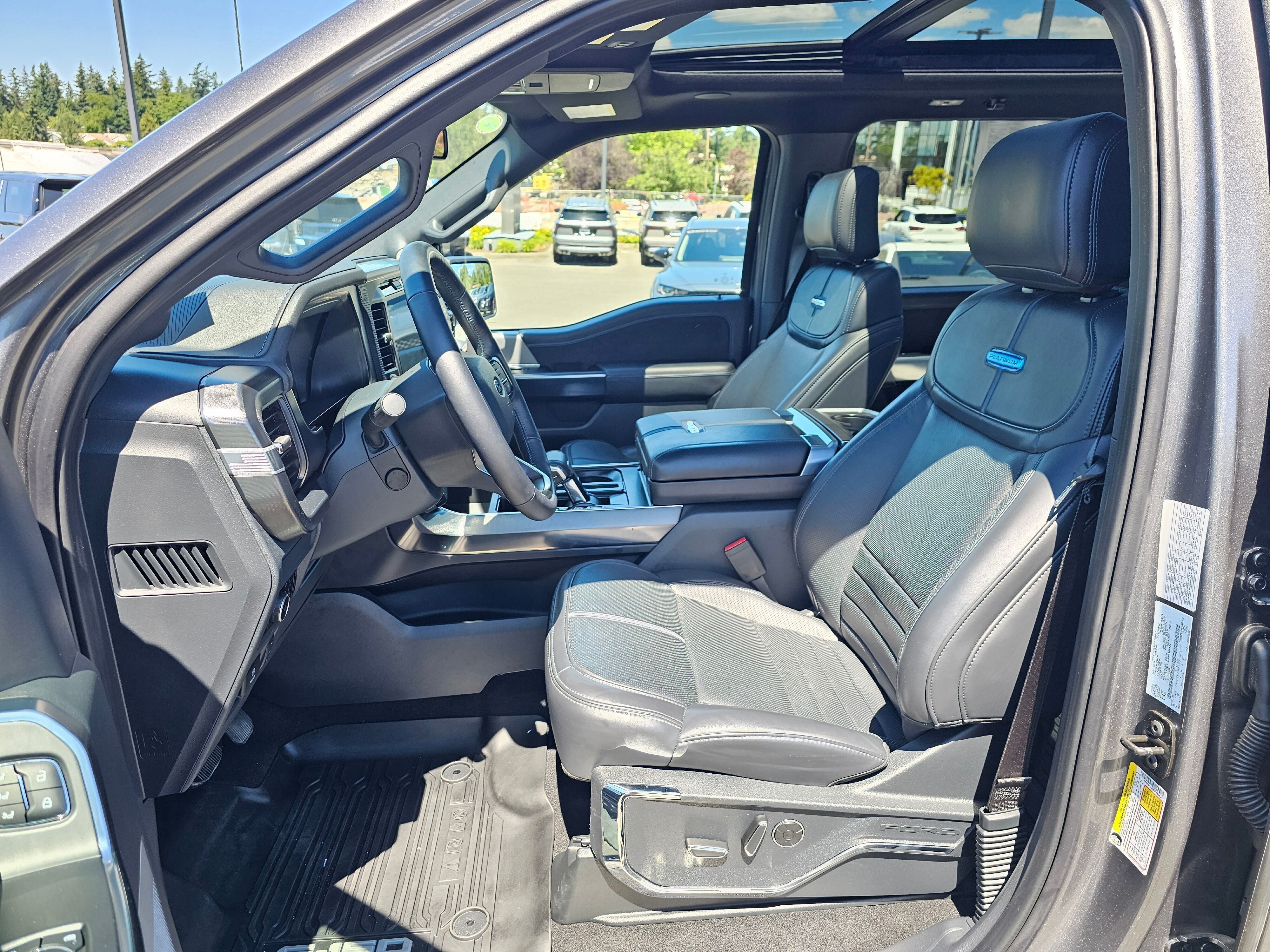 2025 Ford F-150 Platinum
