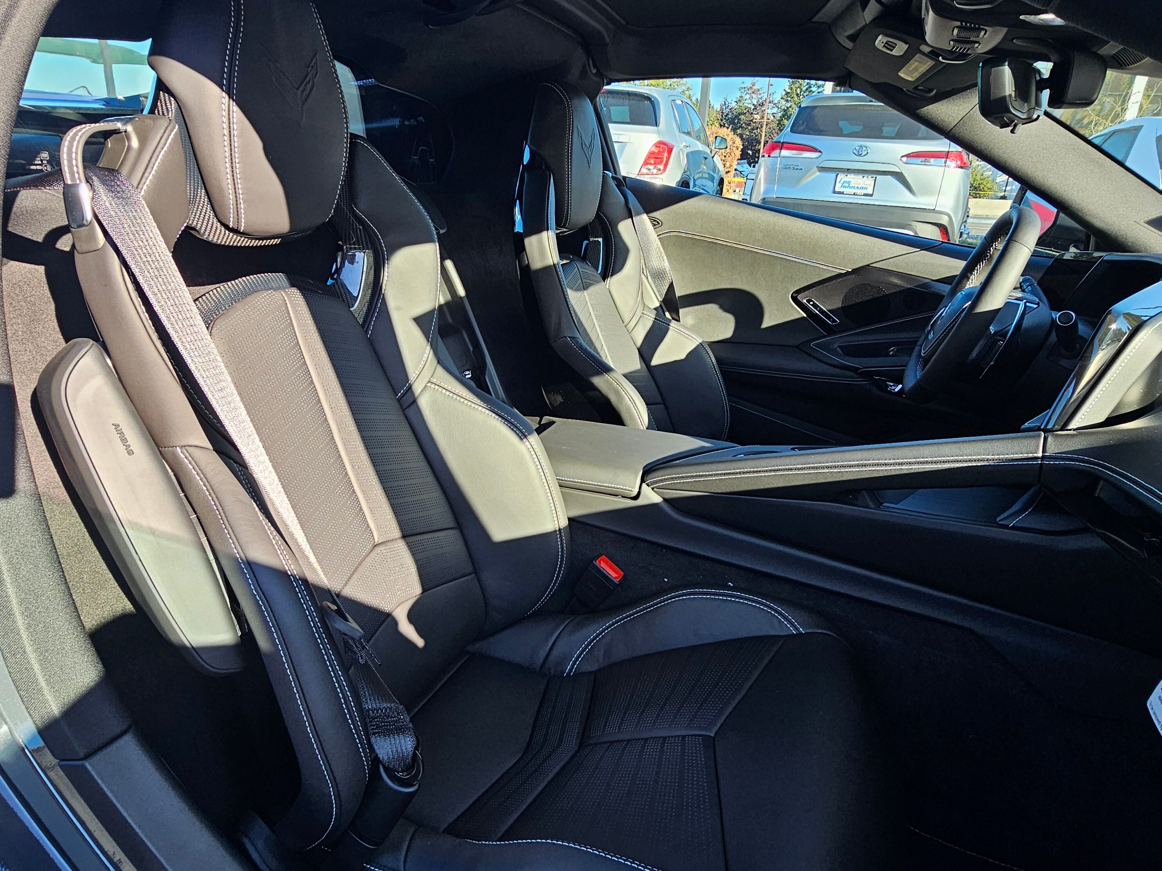 2027 Chevrolet Corvette Stingray 2LT