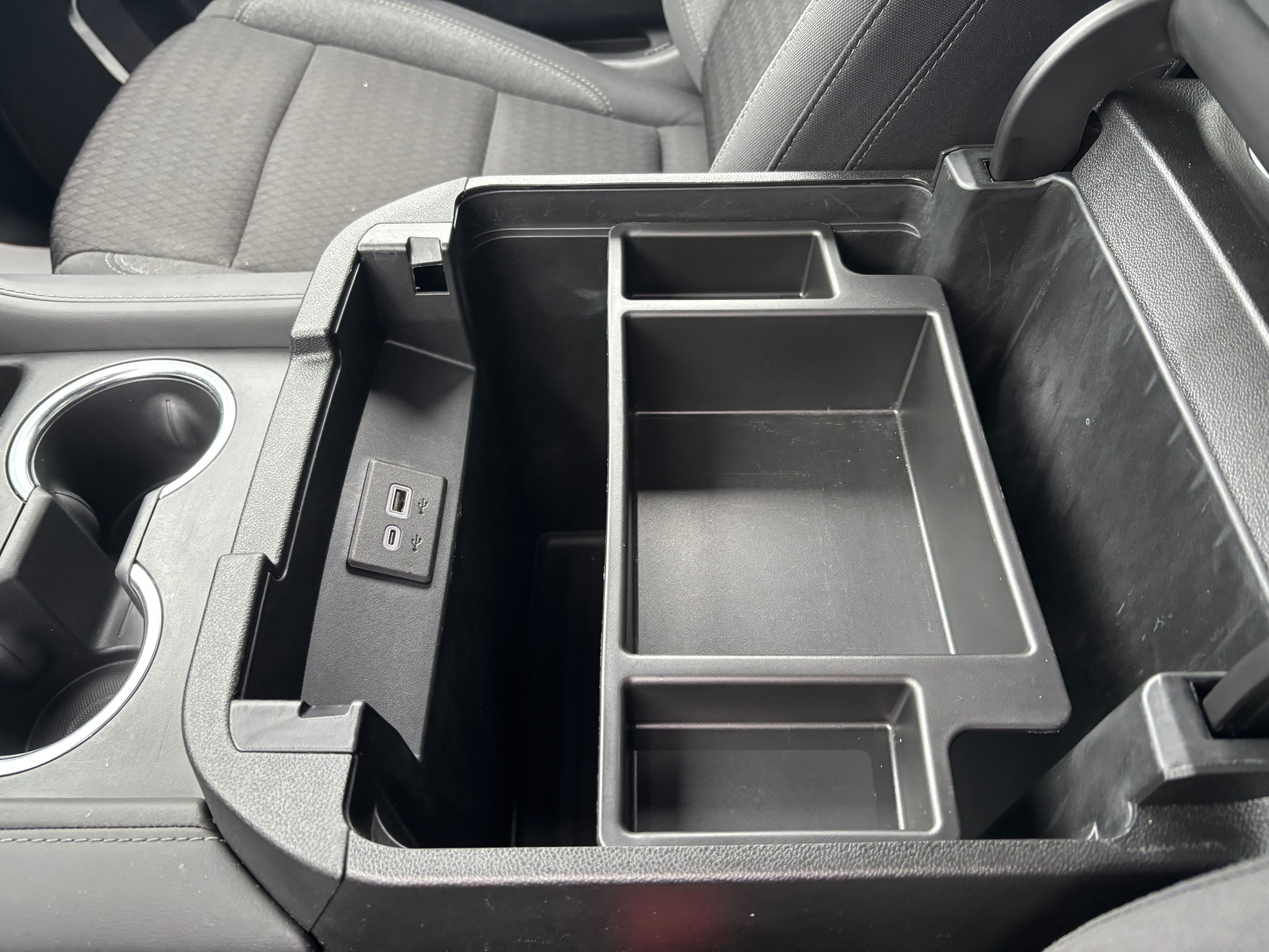 2024 GMC Yukon XL SLE