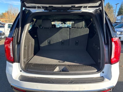 2022 GMC Yukon XL SLT