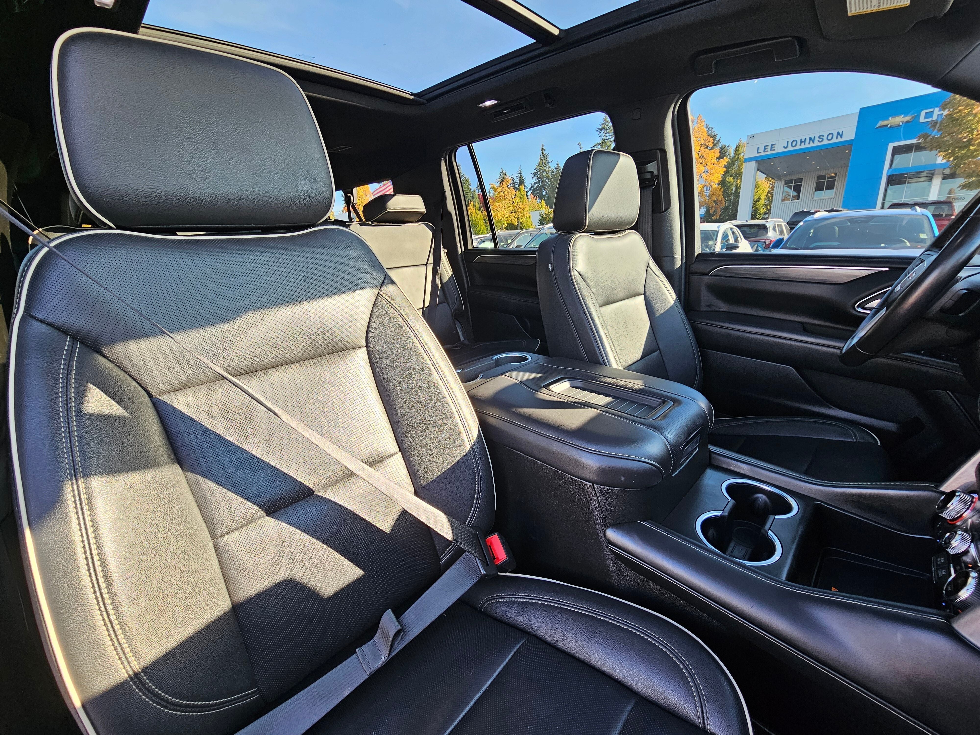 2022 GMC Yukon XL SLT