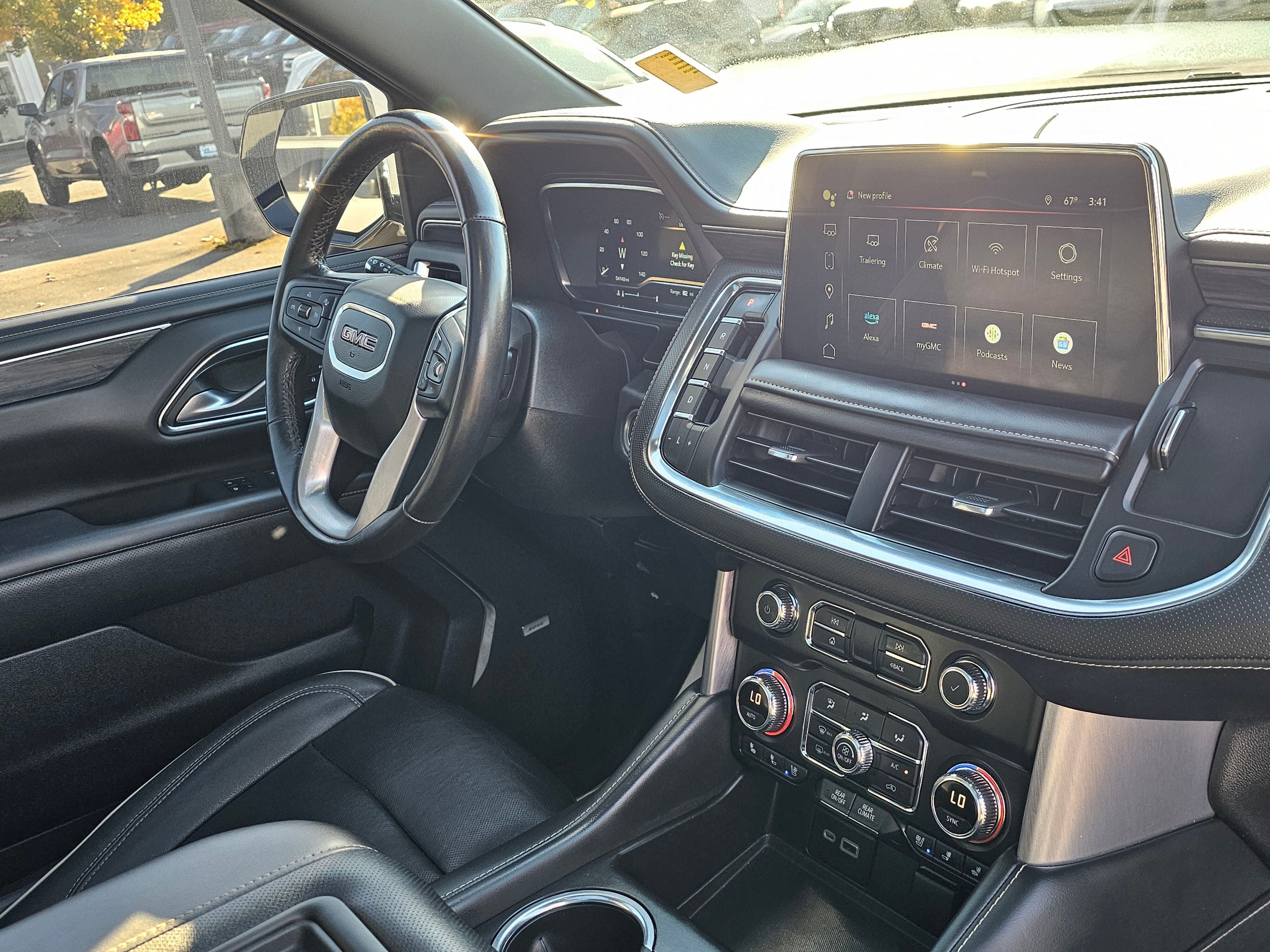 2022 GMC Yukon XL SLT