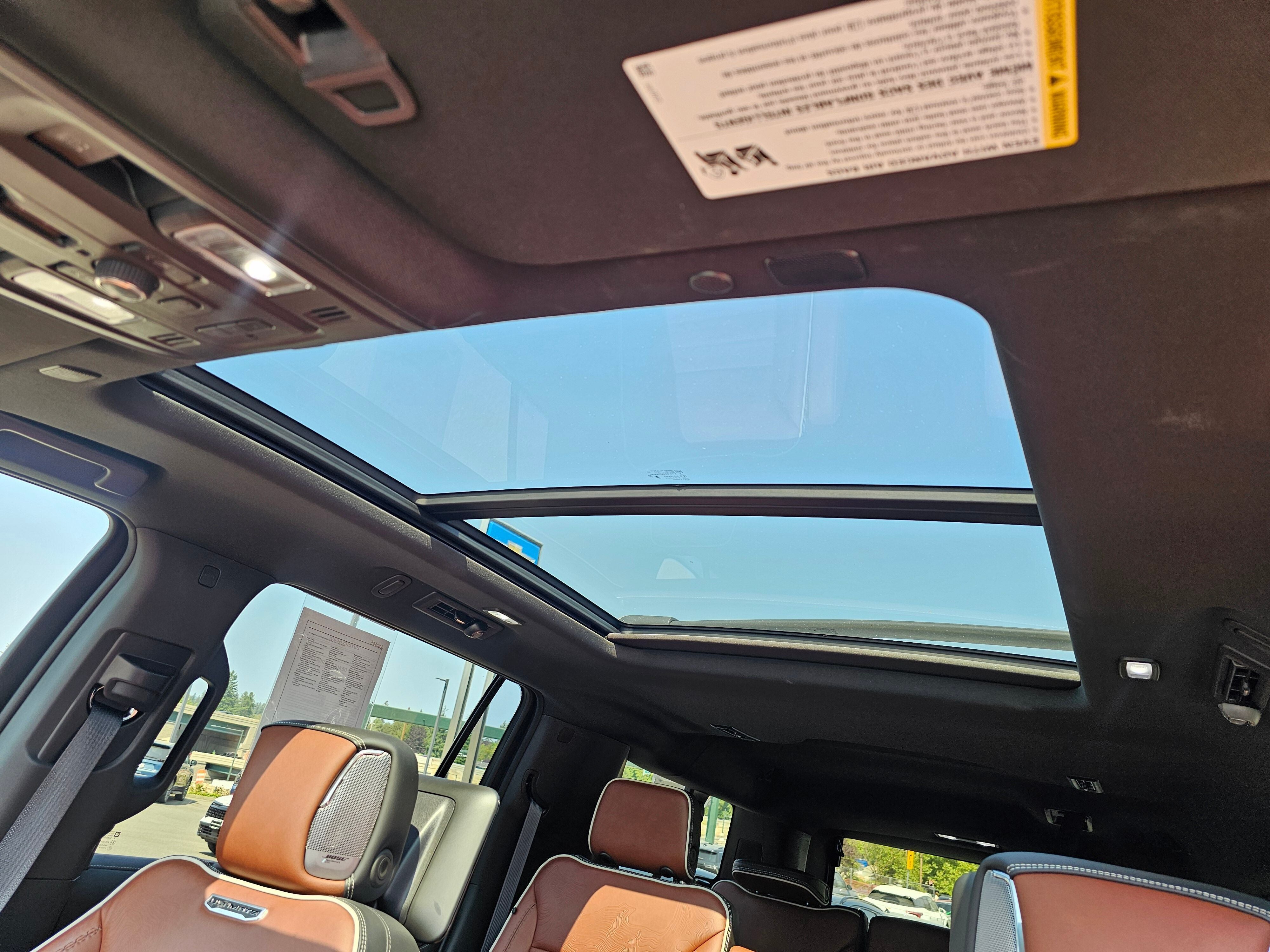 2023 GMC Yukon XL Denali Ultimate