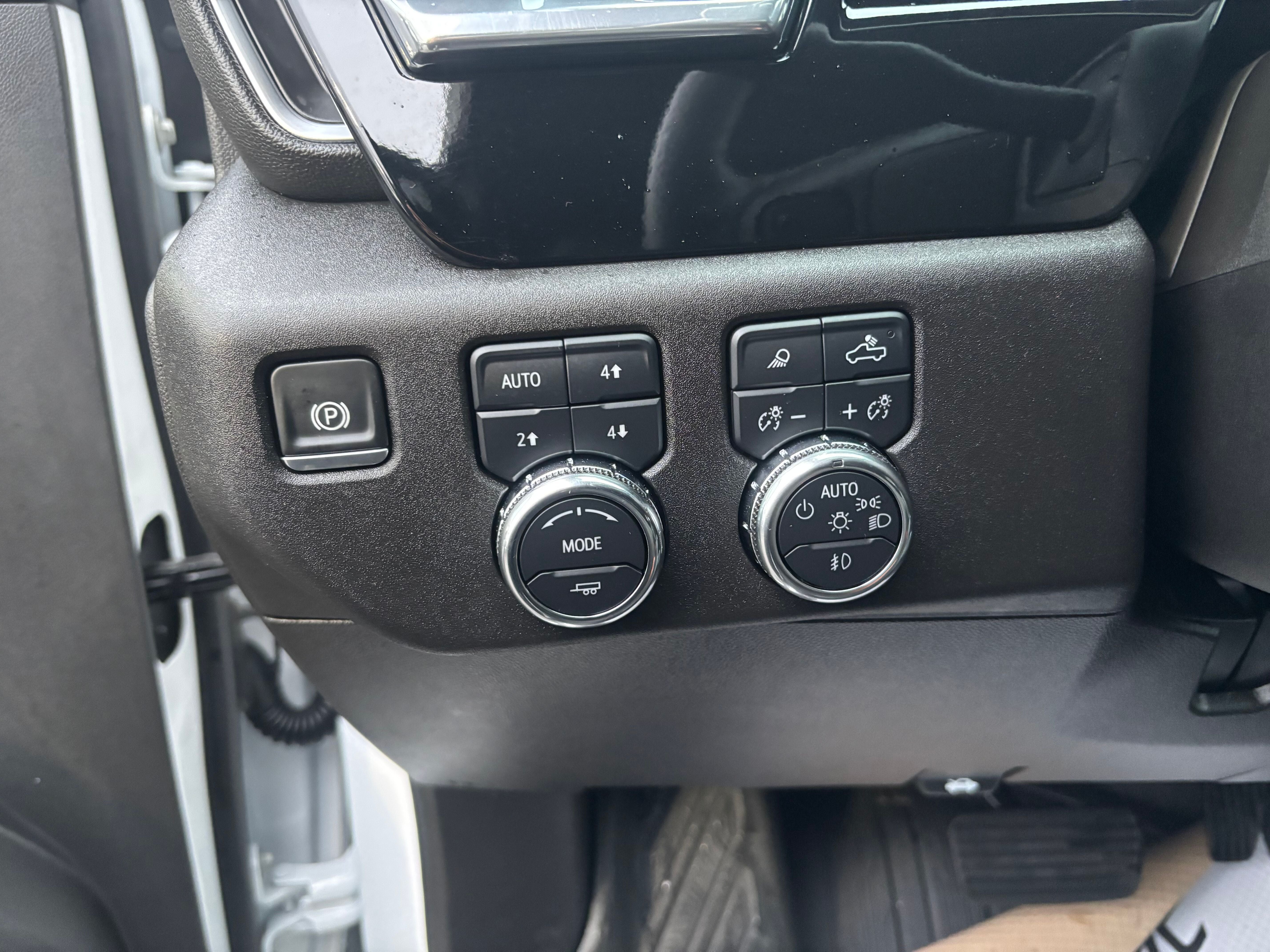 2025 GMC Sierra 3500 HD SLT