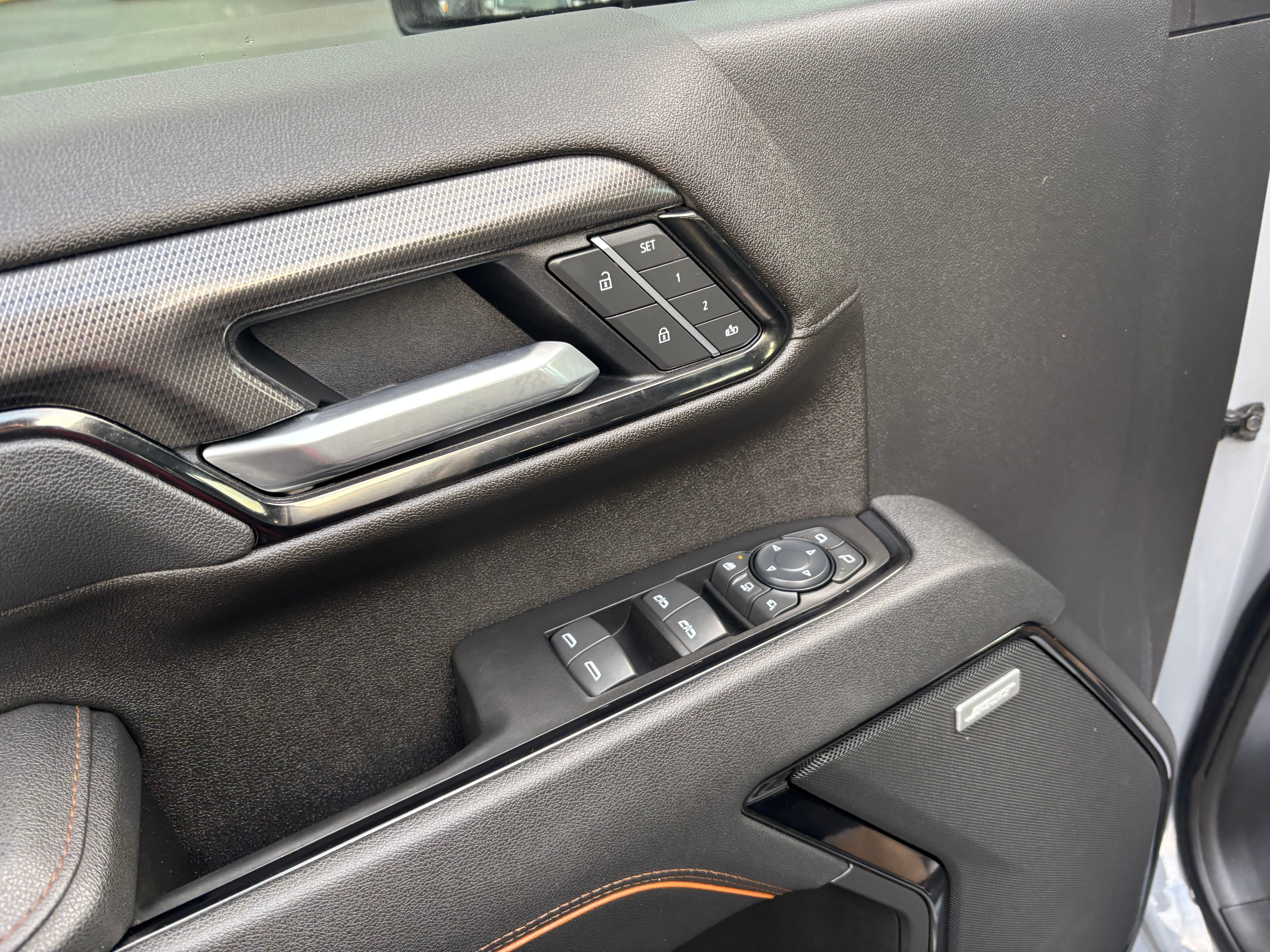 2025 GMC Sierra 3500 HD AT4