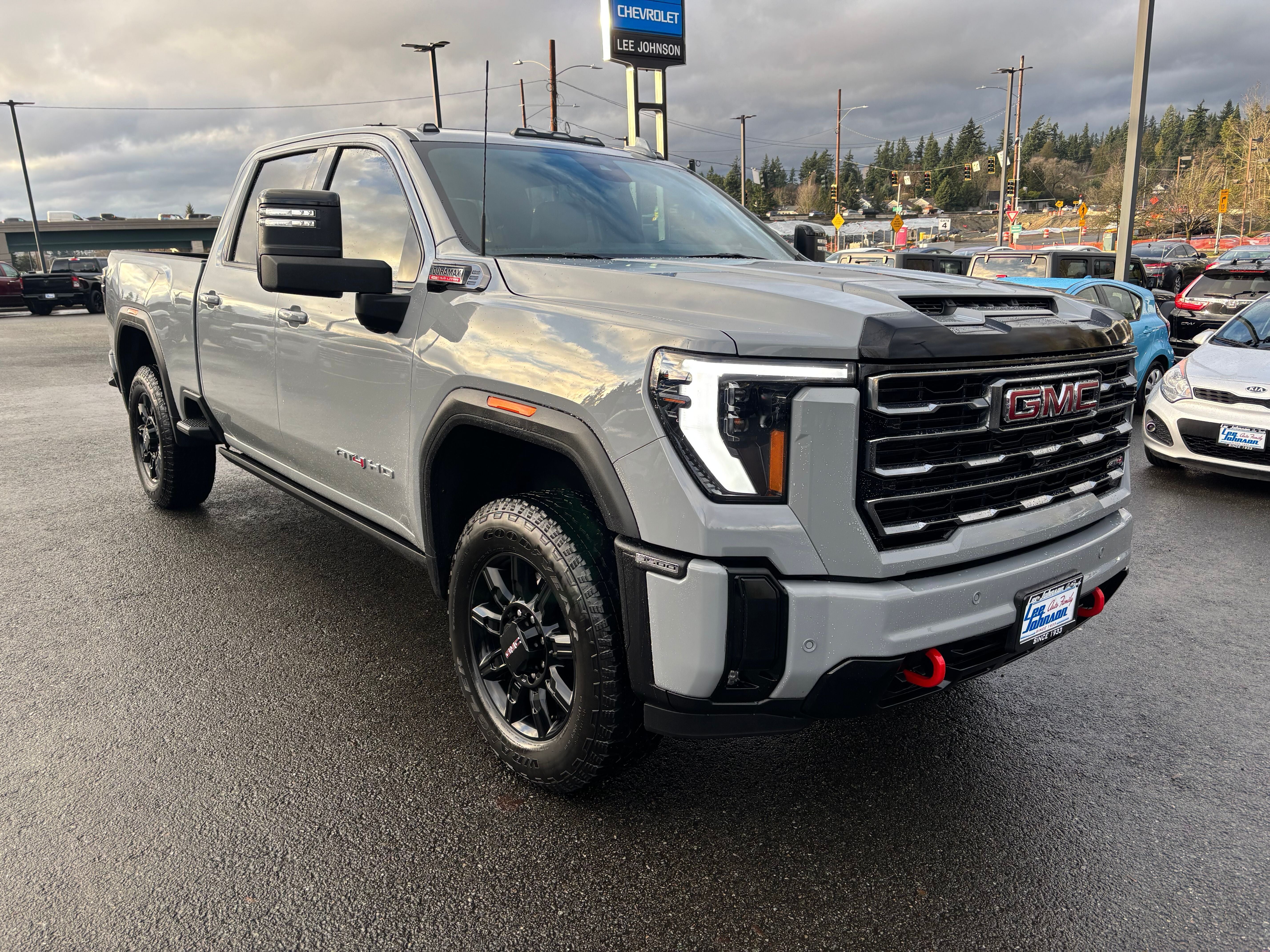 2025 GMC Sierra 3500 HD AT4