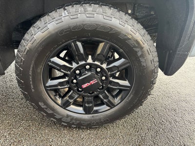 2025 GMC Sierra 3500 HD AT4