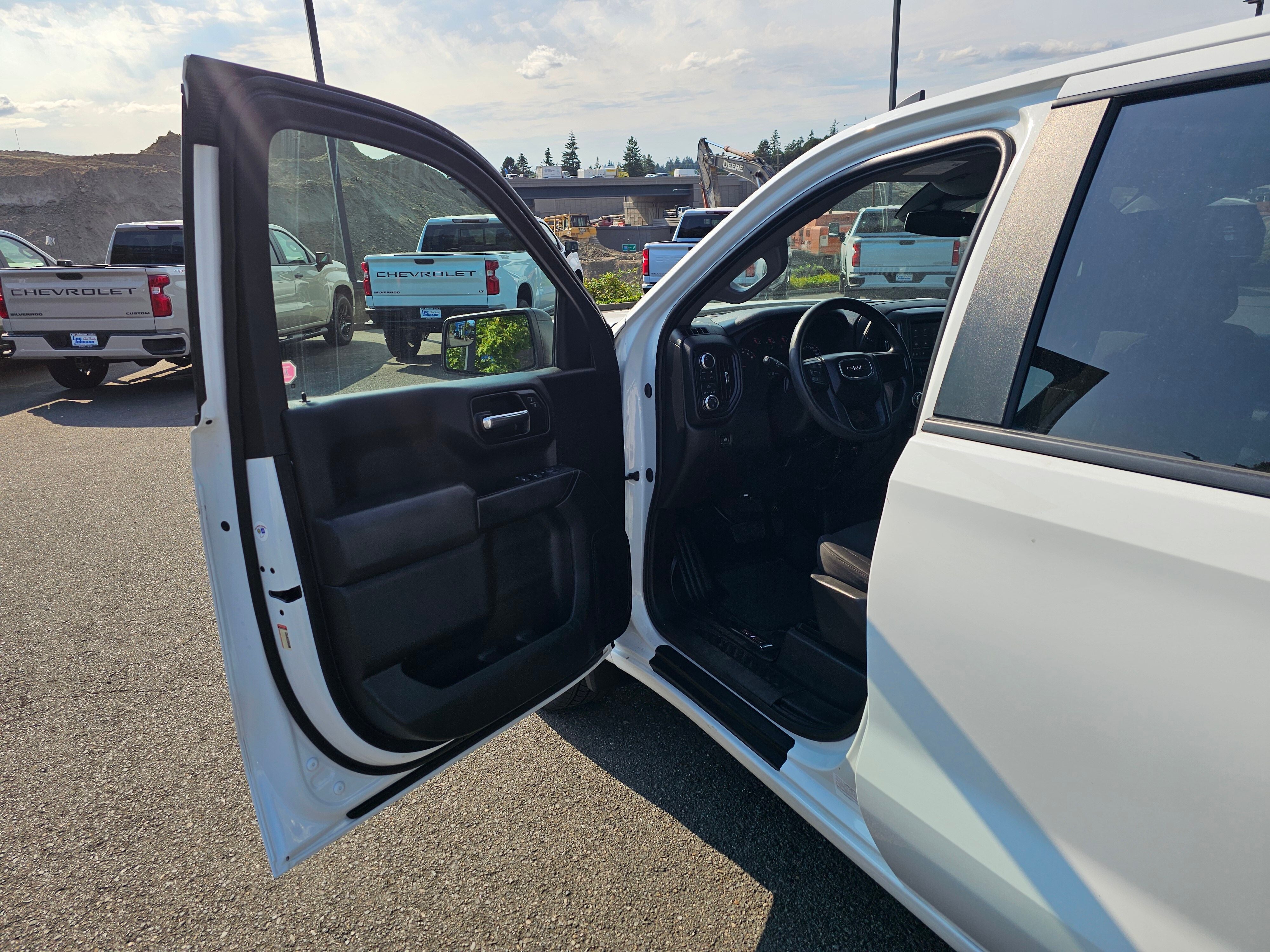 2024 GMC Sierra 1500 Pro