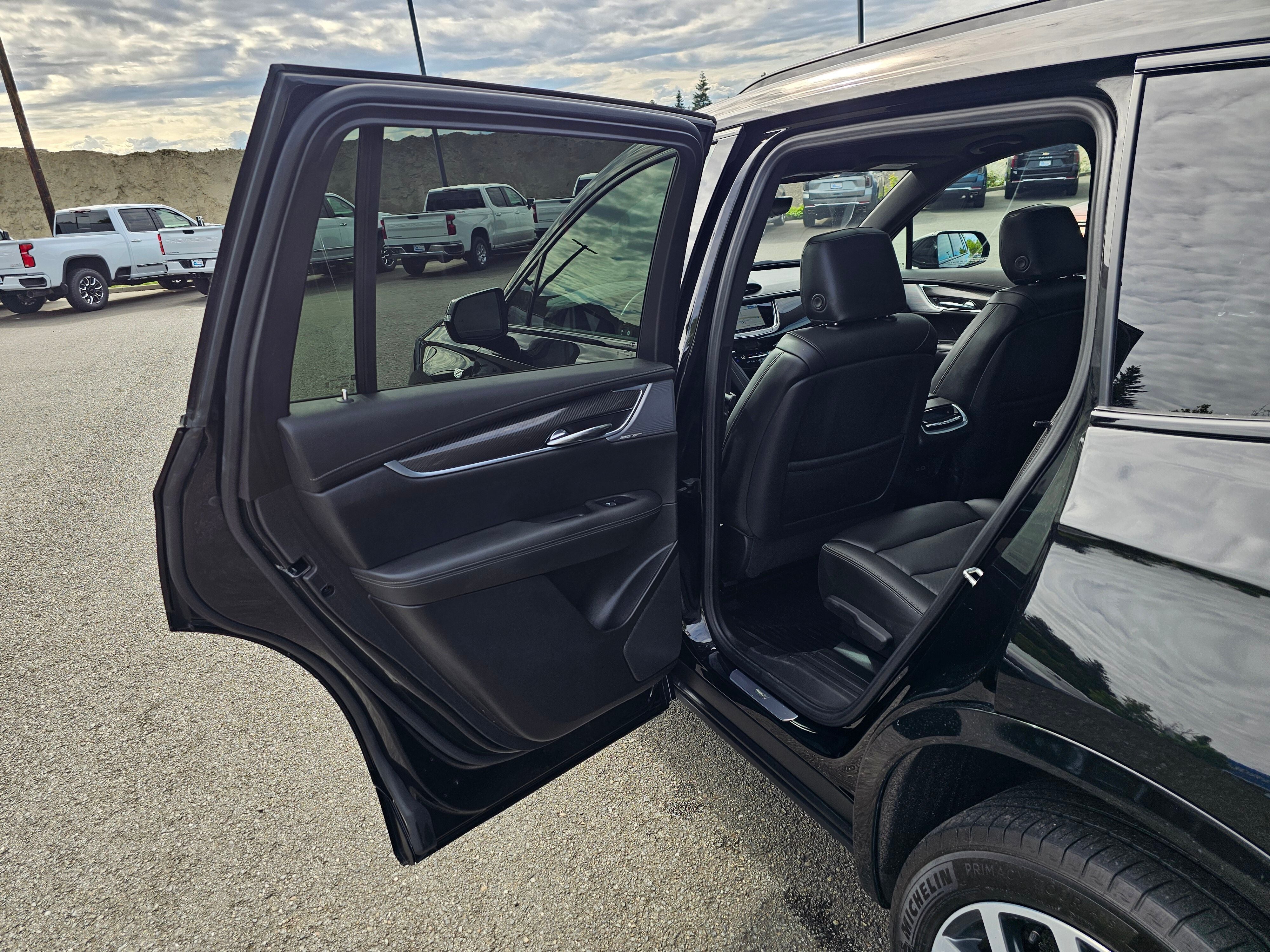 2024 Cadillac XT6 Sport