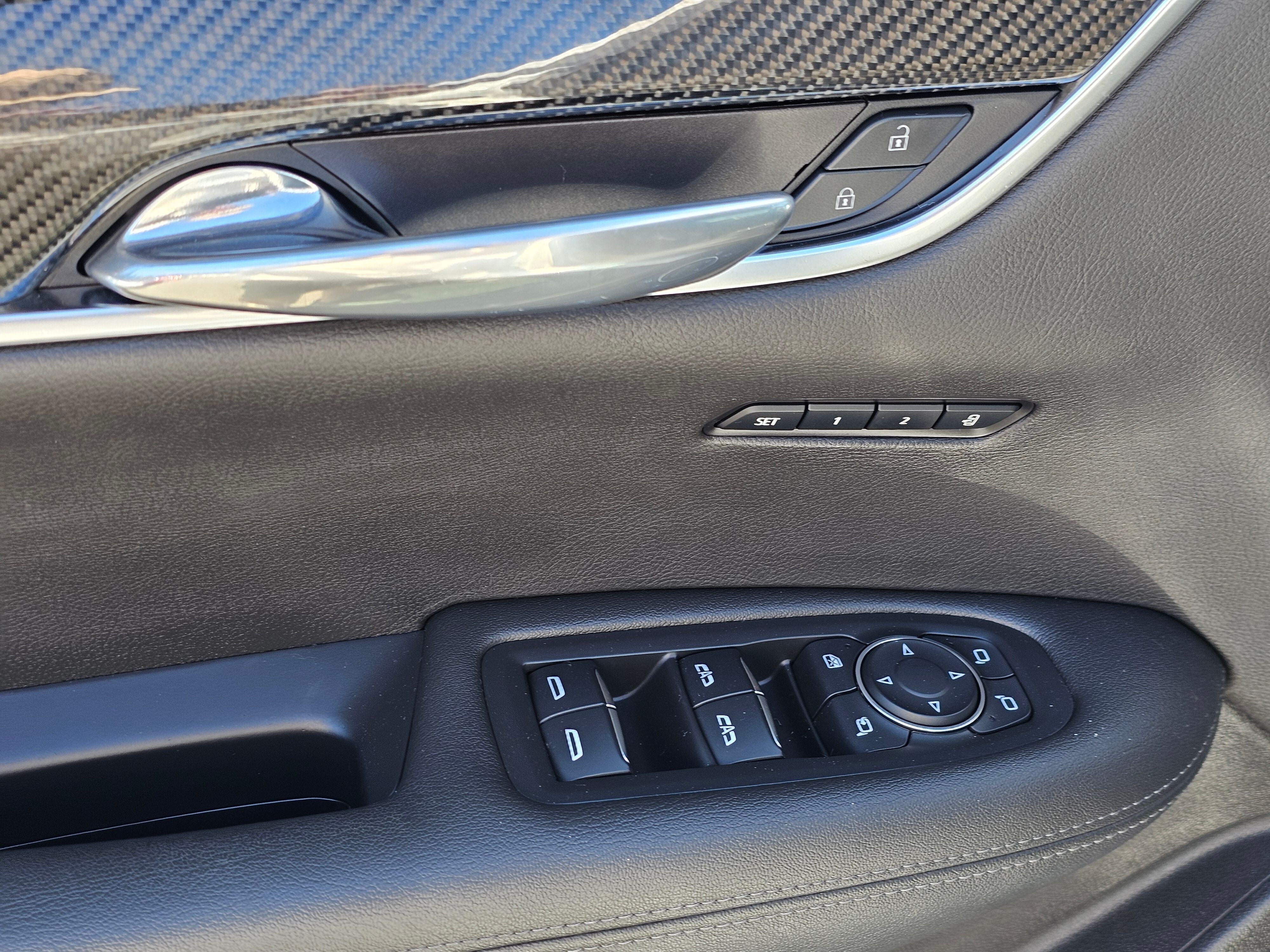 2022 Cadillac XT6 Sport