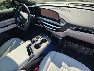 2024 Cadillac LYRIQ Luxury 1