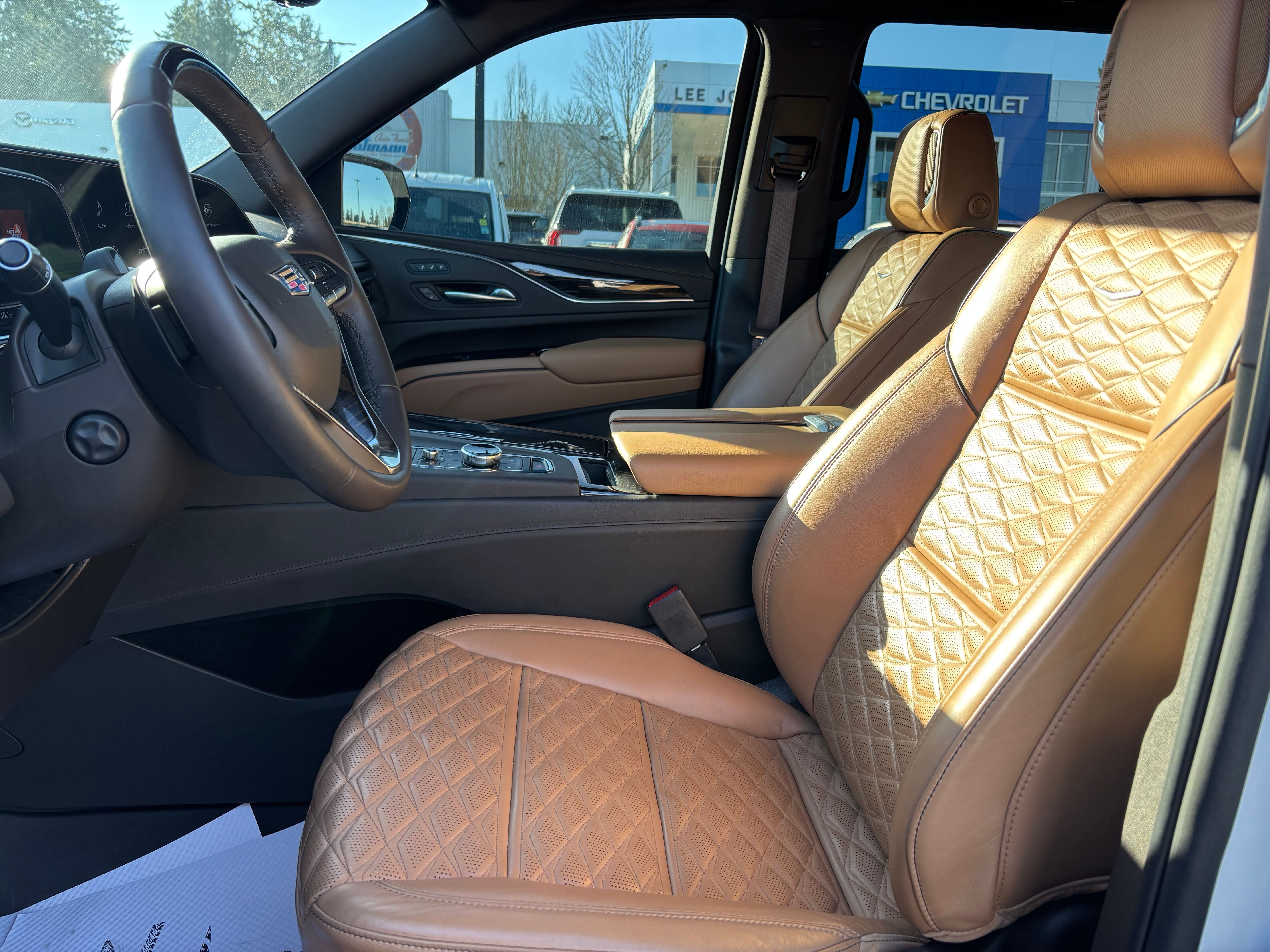 2023 Cadillac Escalade Premium Luxury