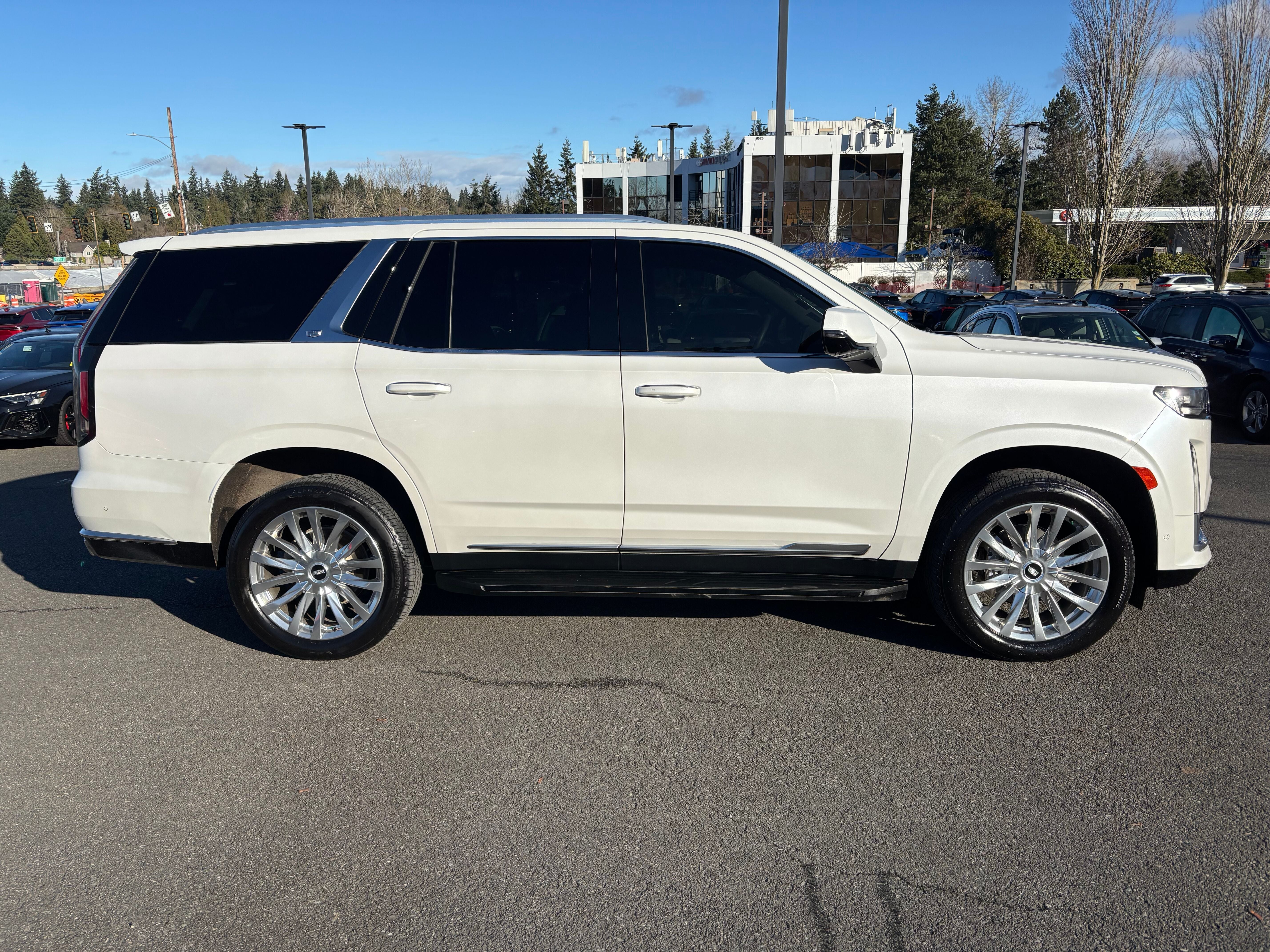 2023 Cadillac Escalade Premium Luxury