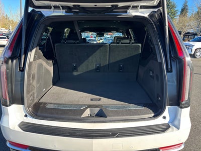 2024 Cadillac Escalade ESV Luxury