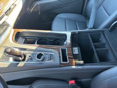 2024 Cadillac Escalade ESV Luxury