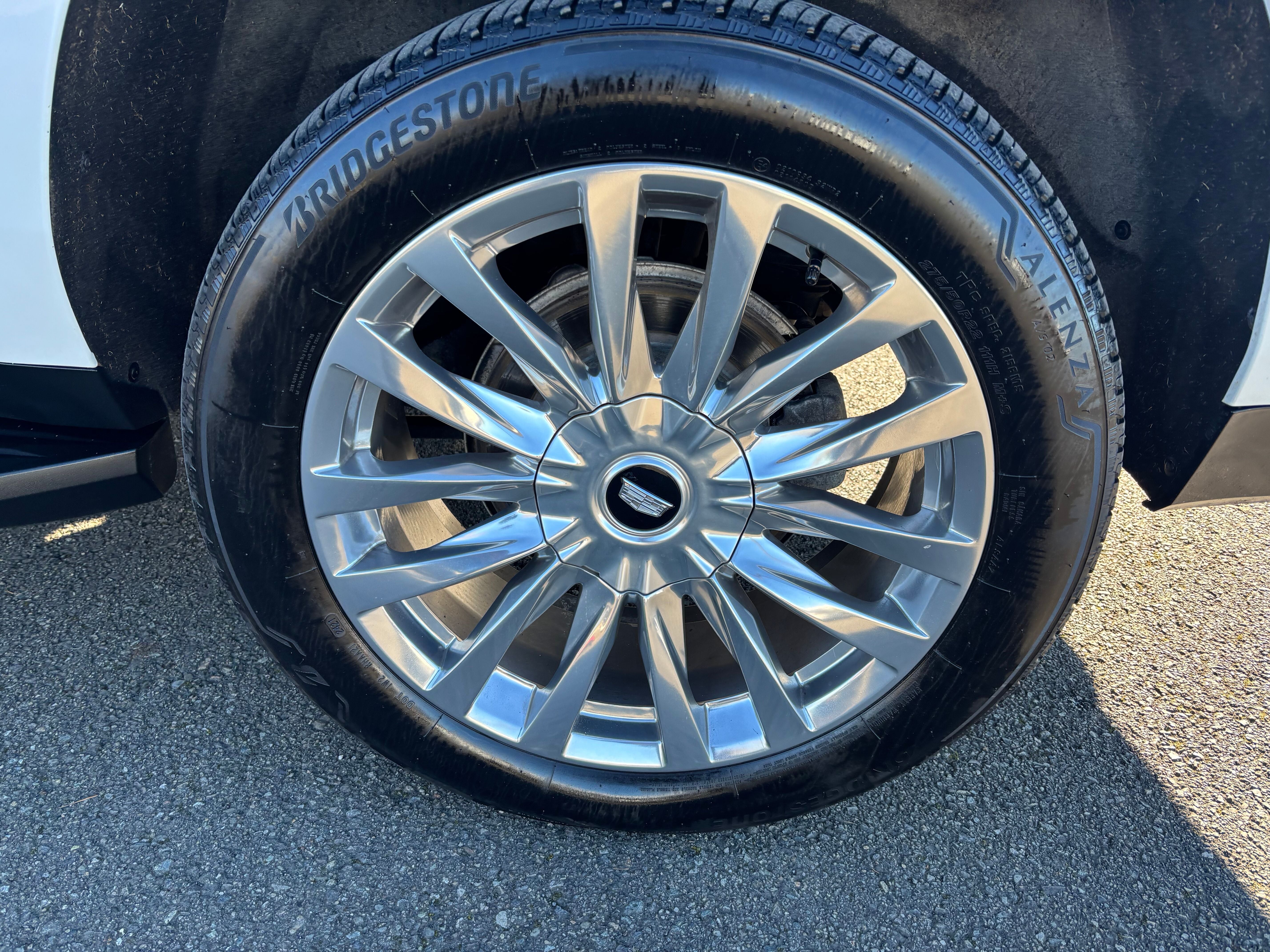 2024 Cadillac Escalade ESV Luxury