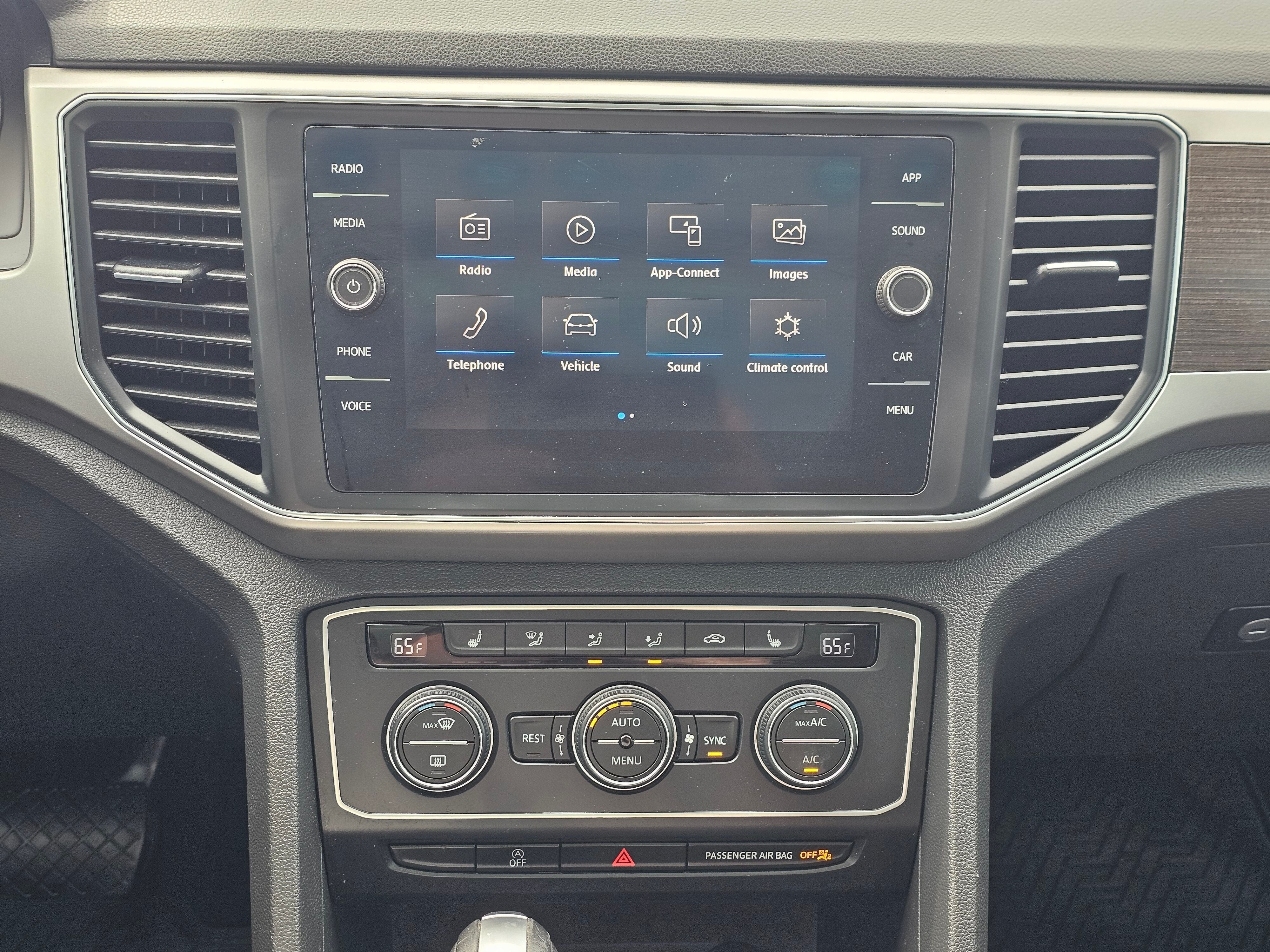 2019 Volkswagen Atlas 3.6L V6 SE w/Technology