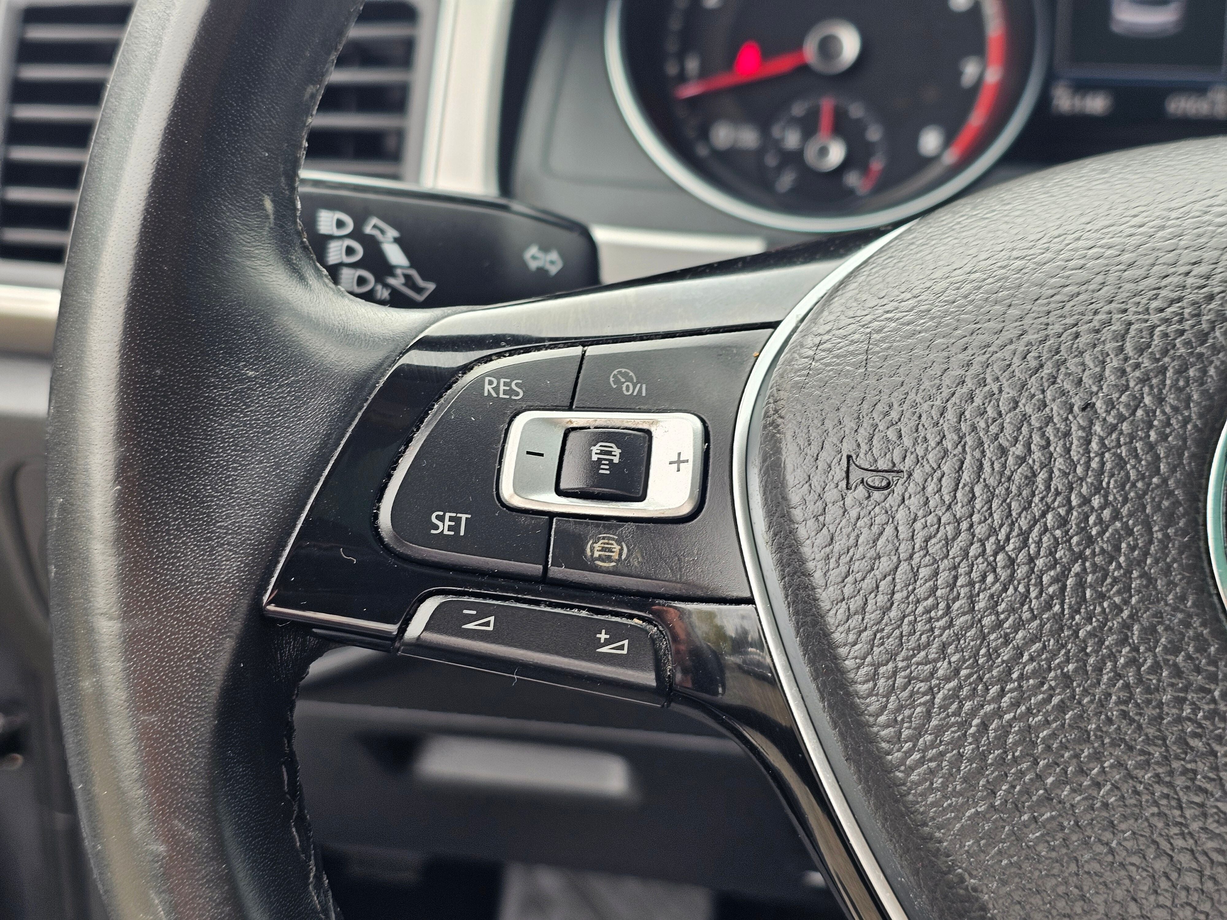 2019 Volkswagen Atlas 3.6L V6 SE w/Technology