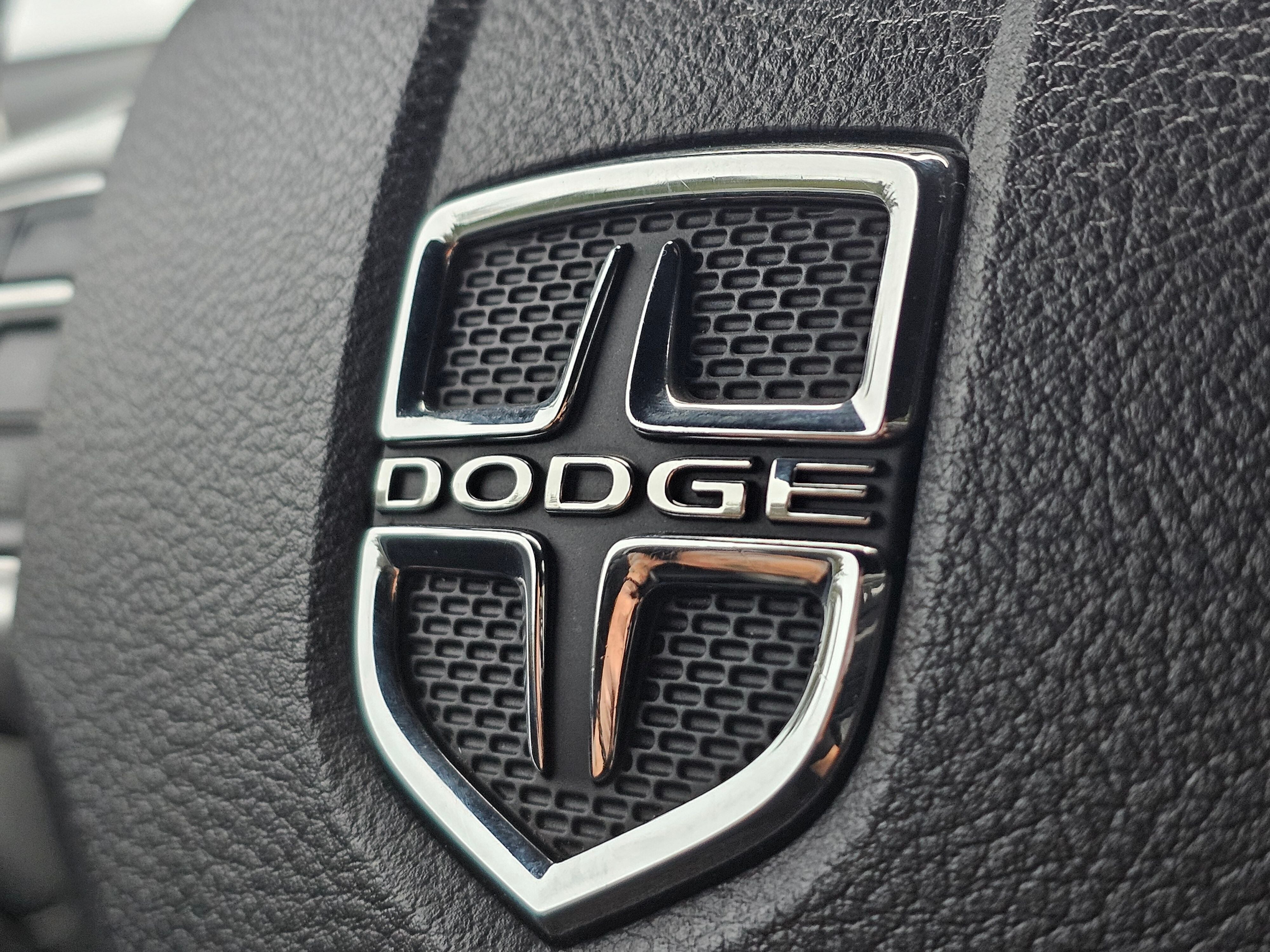 2013 Dodge Challenger R/T Plus