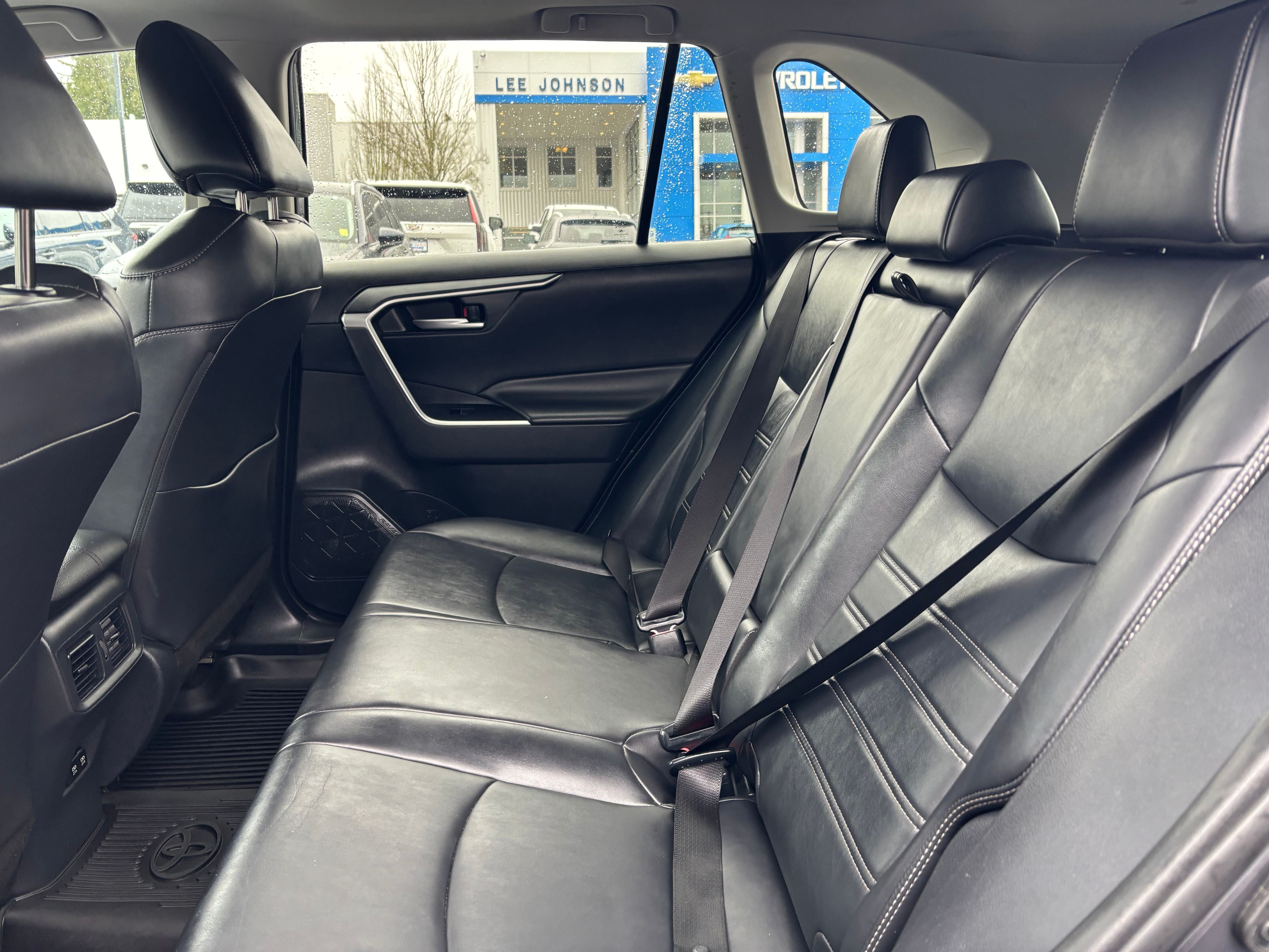 2019 Toyota RAV4 XLE Premium