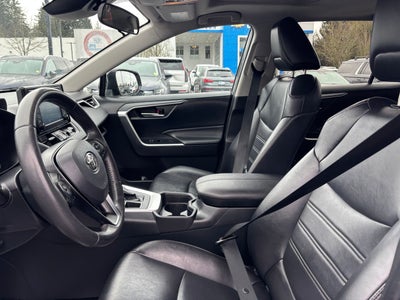 2019 Toyota RAV4 XLE Premium